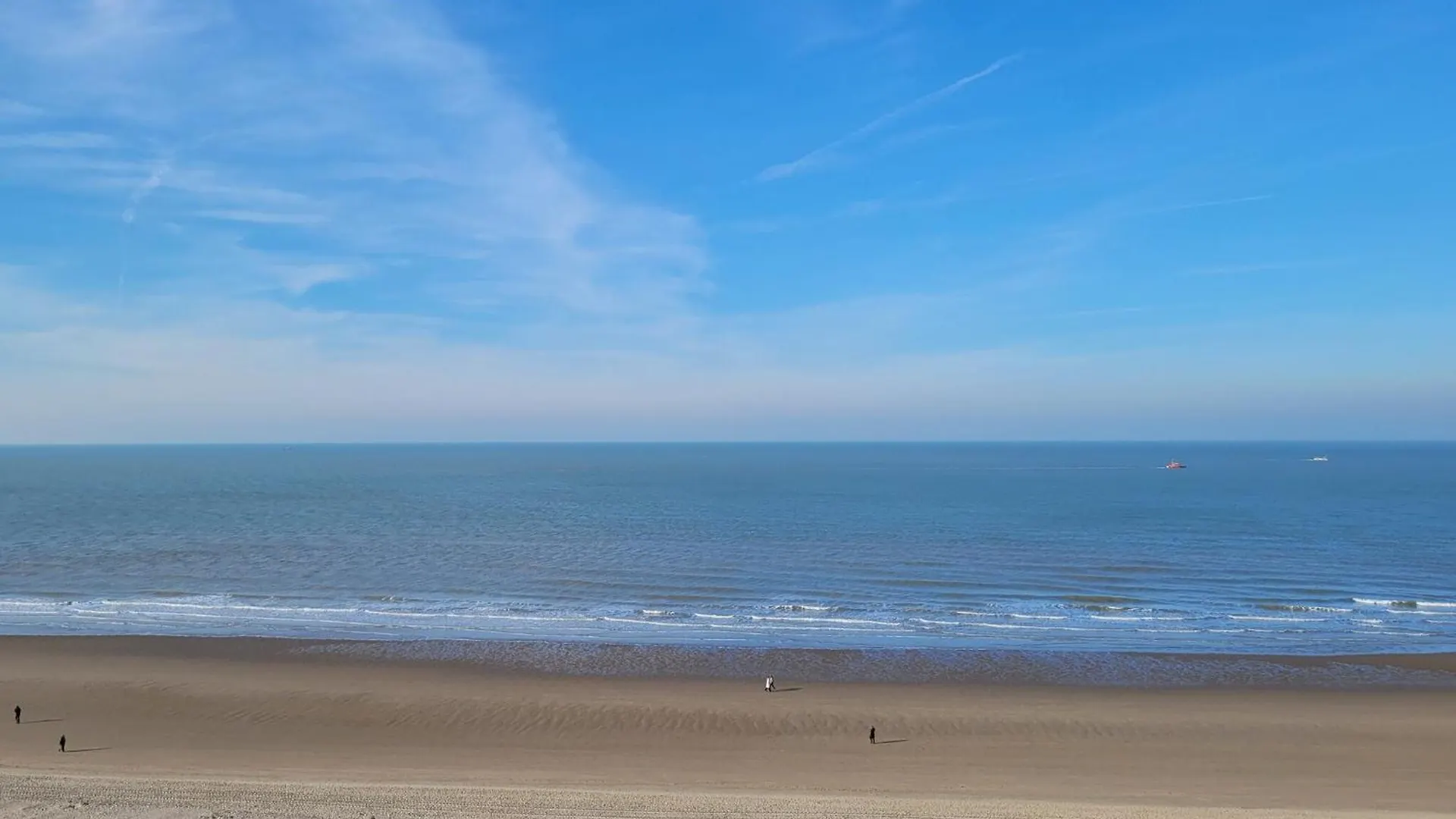 Studio With Sea View In Middelkerke
