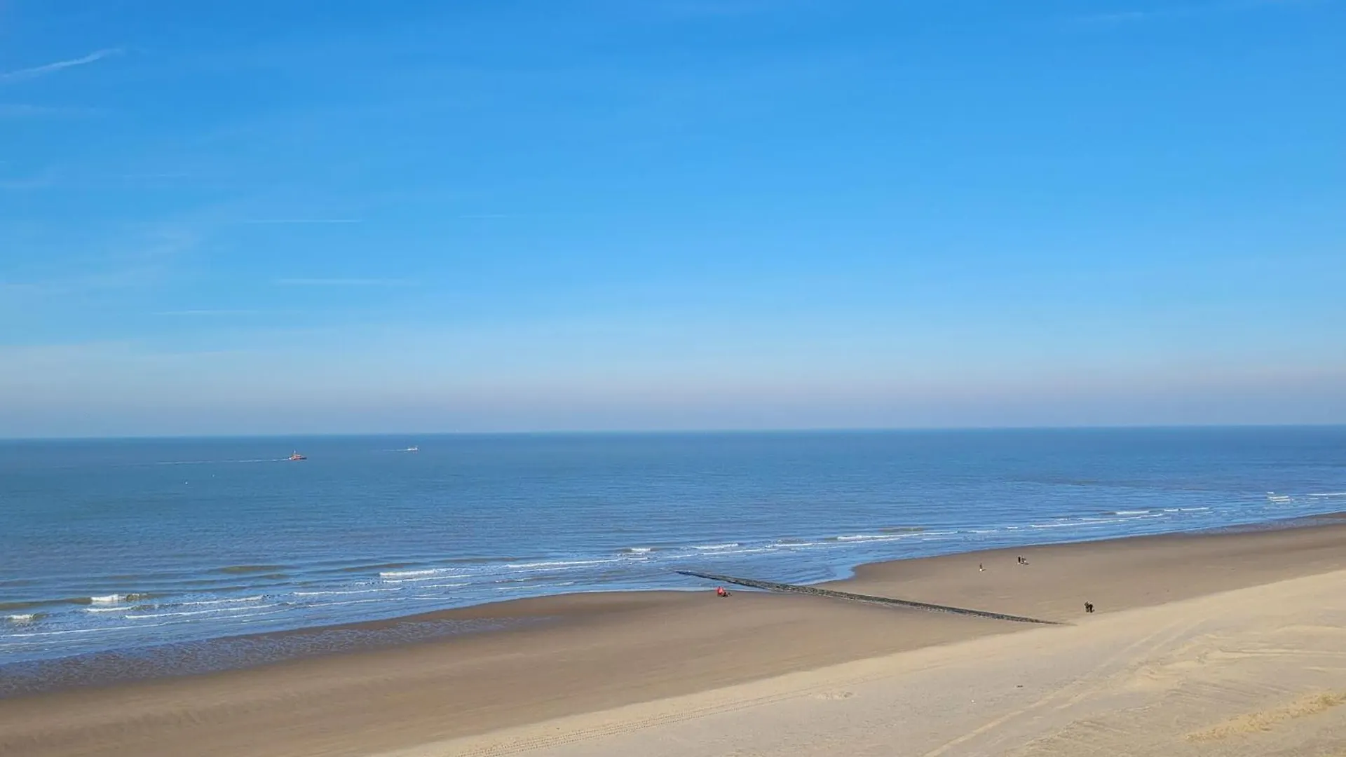 Studio With Sea View In Middelkerke